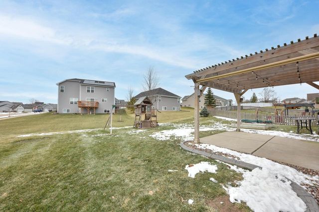 414 Yosemite AVENUE, Hartford, WI 53027