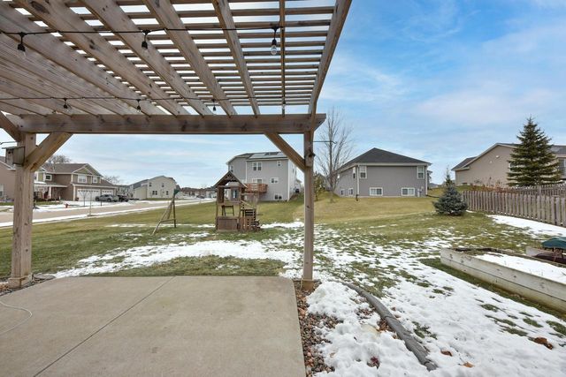 414 Yosemite AVENUE, Hartford, WI 53027