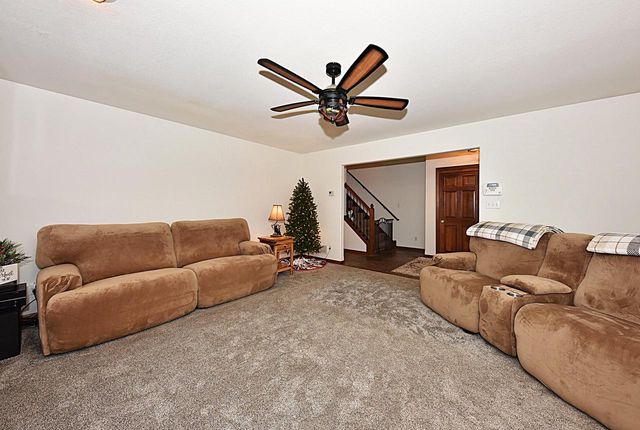 414 Yosemite AVENUE, Hartford, WI 53027