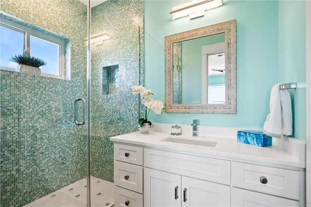 121 Bikini Dr, Port Aransas, TX 78373