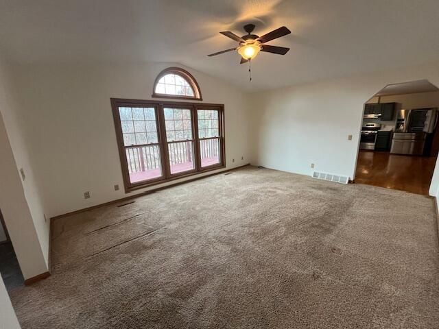 710 W Blackhawk DRIVE, Fort Atkinson, WI 53538