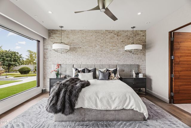 7235 N MOCKINGBIRD Lane, Paradise Valley, AZ 85253