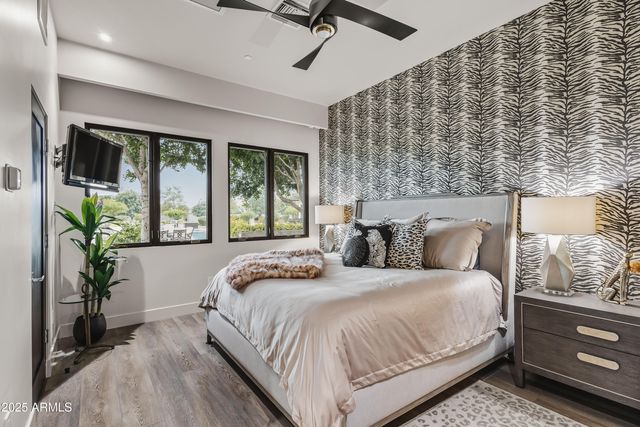 7235 N MOCKINGBIRD Lane, Paradise Valley, AZ 85253