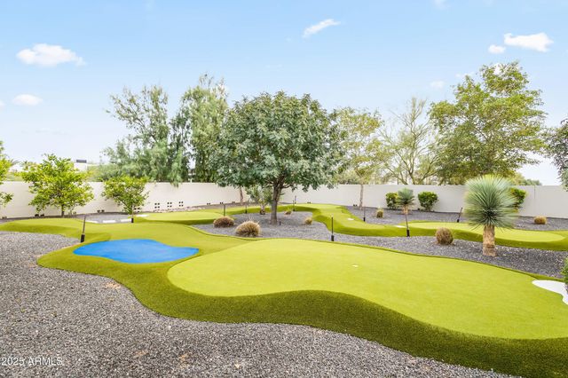 7235 N MOCKINGBIRD Lane, Paradise Valley, AZ 85253