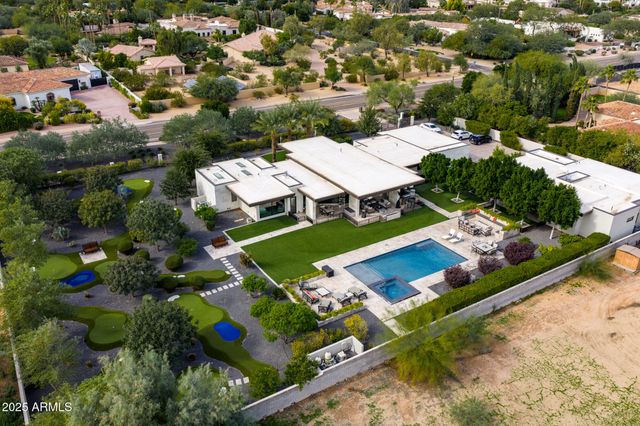 7235 N MOCKINGBIRD Lane, Paradise Valley, AZ 85253