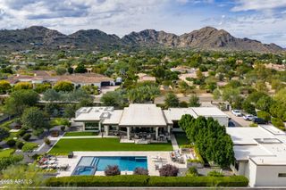 7235 N MOCKINGBIRD Lane, Paradise Valley, AZ 85253