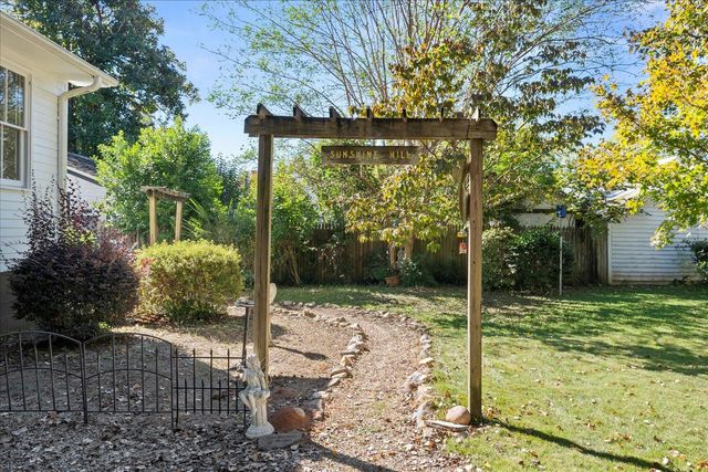 206 S Alexander Avenue, Washington, GA 30673