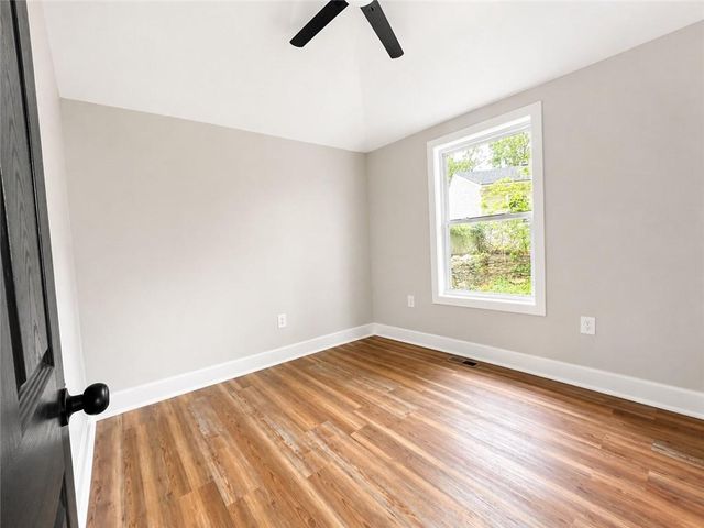 705 S Fairview Avenue, Independence, MO 64053