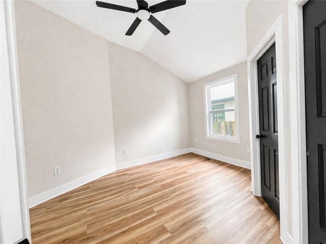 705 S Fairview Avenue, Independence, MO 64053