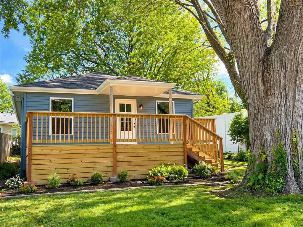 705 S Fairview Avenue, Independence, MO 64053