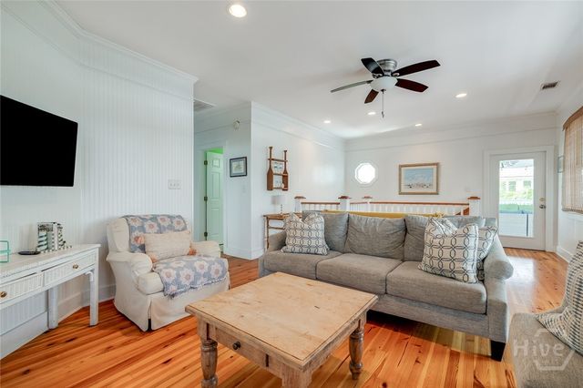 5 10th Street, Tybee Island, GA 31328