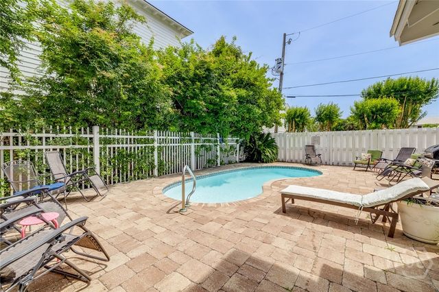 5 10th Street, Tybee Island, GA 31328