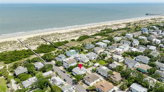5 10th Street, Tybee Island, GA 31328
