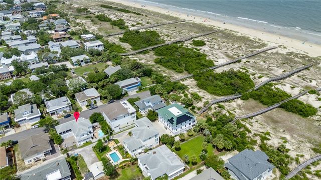 5 10th Street, Tybee Island, GA 31328