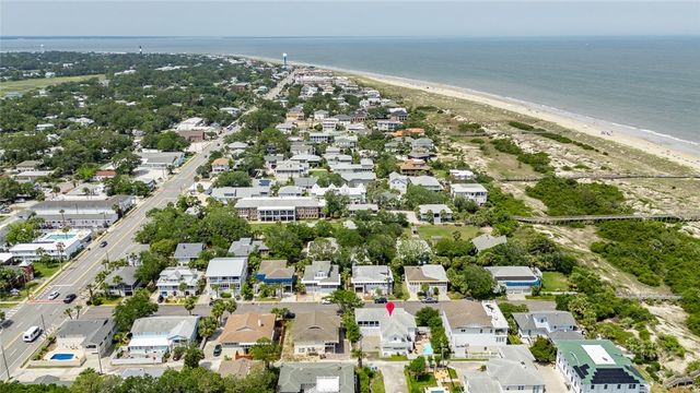 5 10th Street, Tybee Island, GA 31328