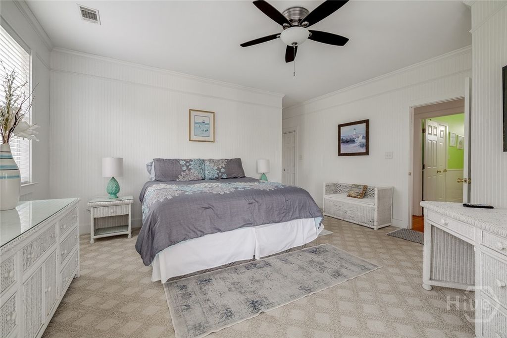 Image 12 of property listing at 5 10th Street, Tybee Island, GA 31328