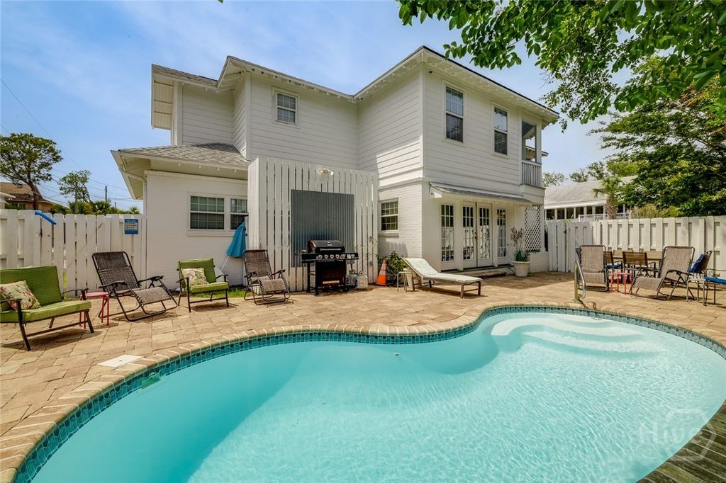 Image 33 of property listing at 5 10th Street, Tybee Island, GA 31328