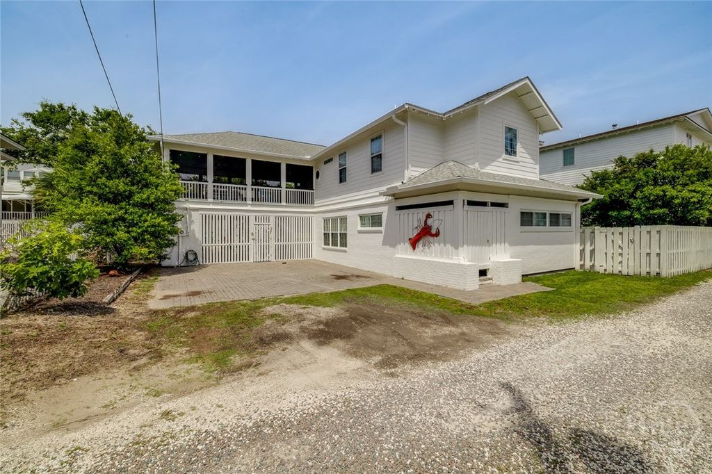 Image 38 of property listing at 5 10th Street, Tybee Island, GA 31328