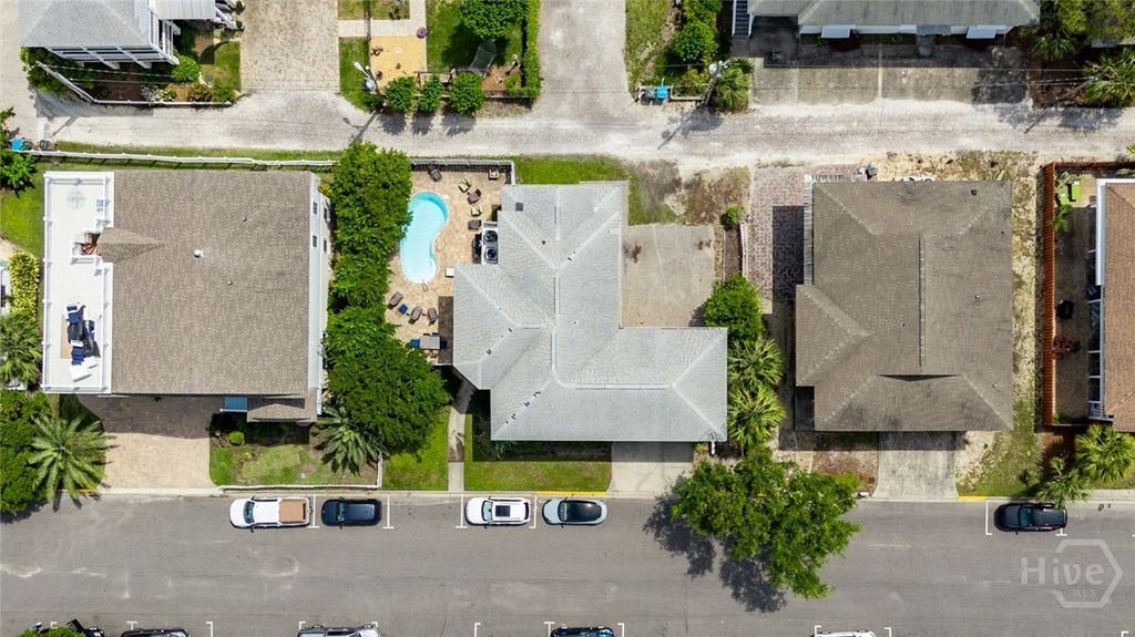 Image 40 of property listing at 5 10th Street, Tybee Island, GA 31328