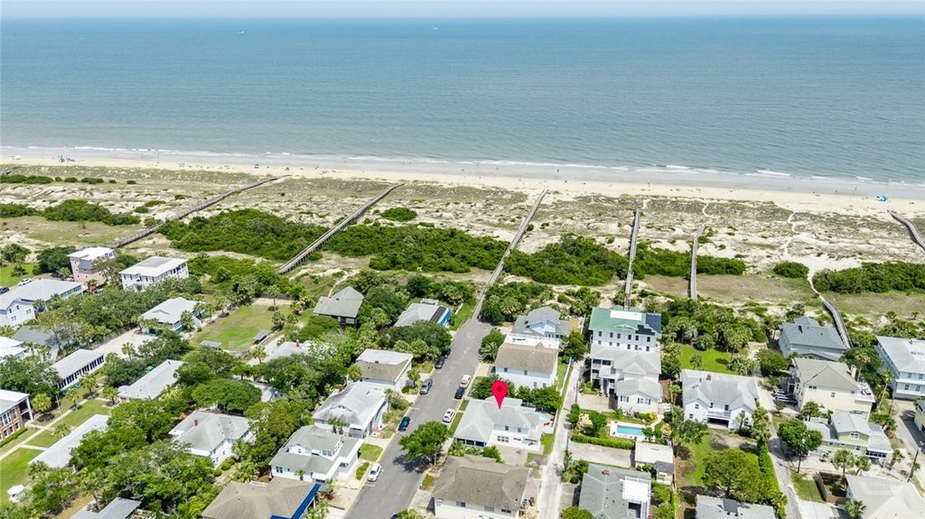 Image 42 of property listing at 5 10th Street, Tybee Island, GA 31328