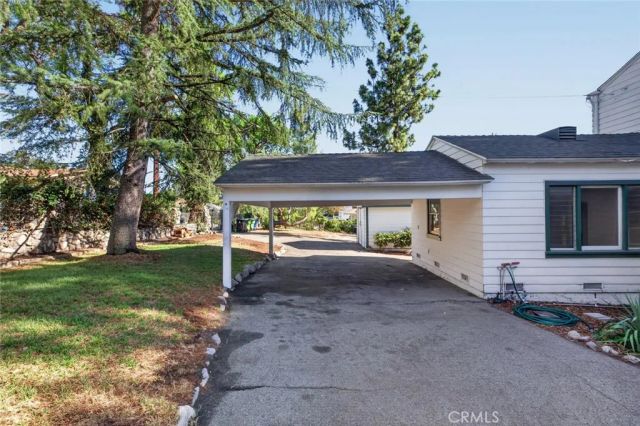 6604 Valmont Street, Tujunga, CA 91042