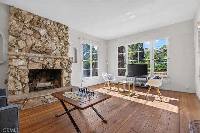 6604 Valmont Street, Tujunga, CA 91042