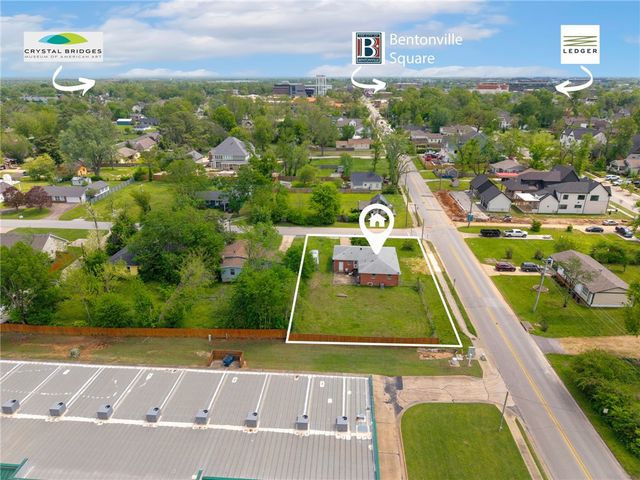 201 NW G Street, Bentonville, AR 72712