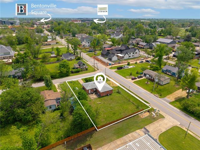 201 NW G Street, Bentonville, AR 72712