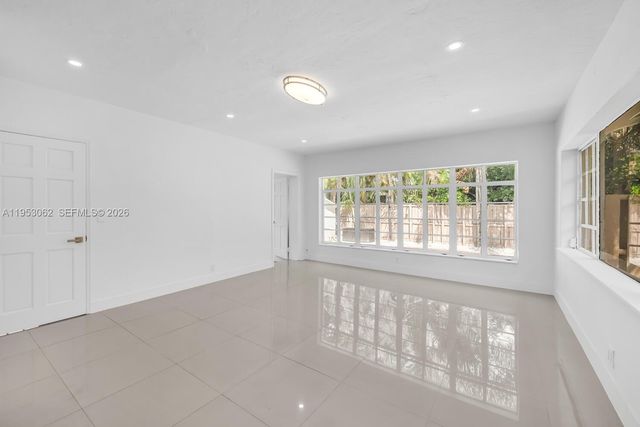 11803 NE 11 Ave, Biscayne Park, FL 33161