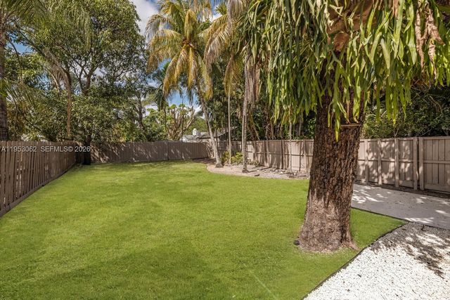 11803 NE 11 Ave, Biscayne Park, FL 33161