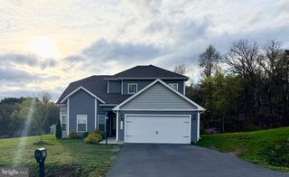 1276 RIPARIAN DR, Falling Waters, WV 25419