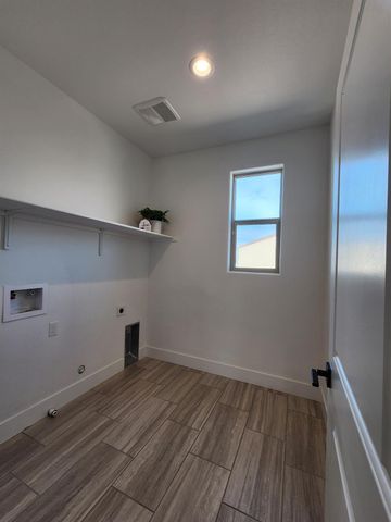 4254 Oak Knoll Road, Madera, CA 93636
