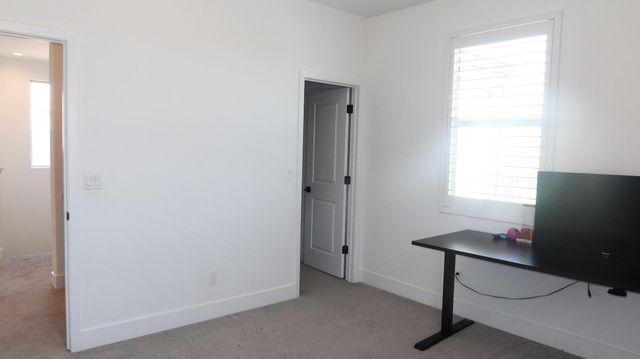 4254 Oak Knoll Road, Madera, CA 93636