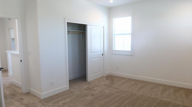 4254 Oak Knoll Road, Madera, CA 93636
