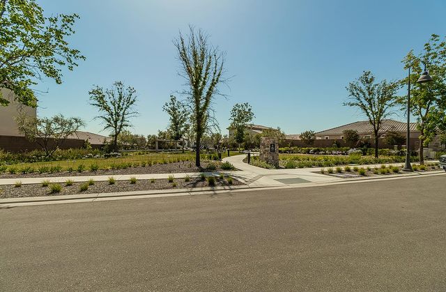 4254 Oak Knoll Road, Madera, CA 93636