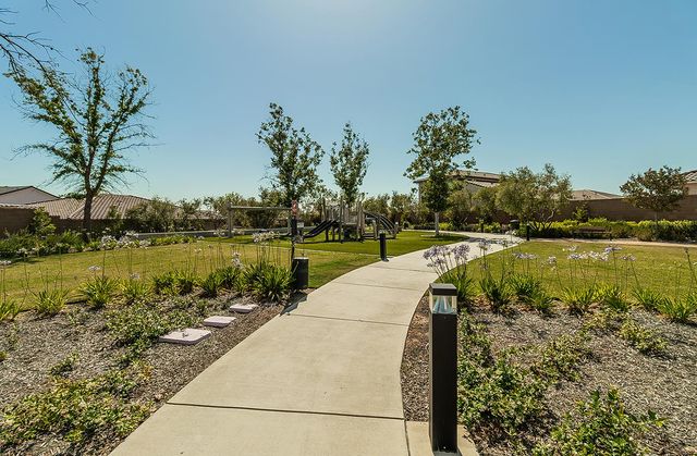 4254 Oak Knoll Road, Madera, CA 93636