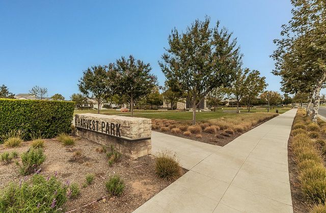 4254 Oak Knoll Road, Madera, CA 93636