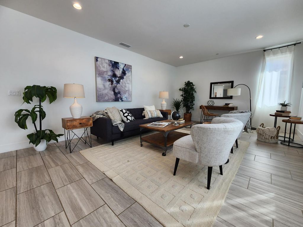 Image 15 of property listing at 4254 Oak Knoll Road, Madera, CA 93636