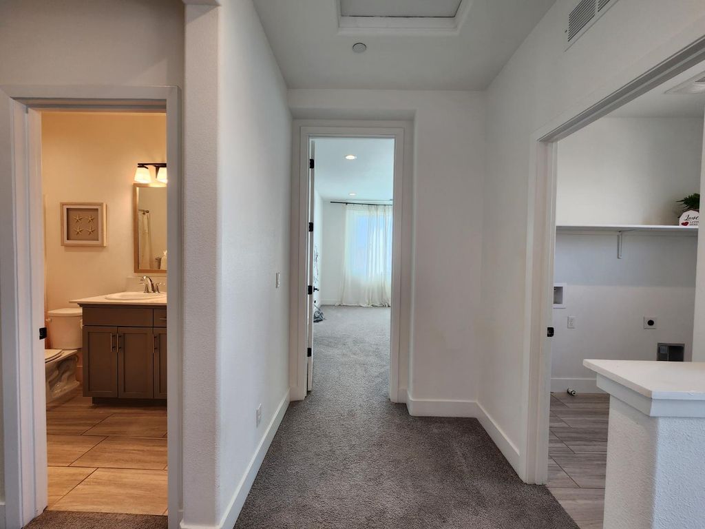 Image 21 of property listing at 4254 Oak Knoll Road, Madera, CA 93636