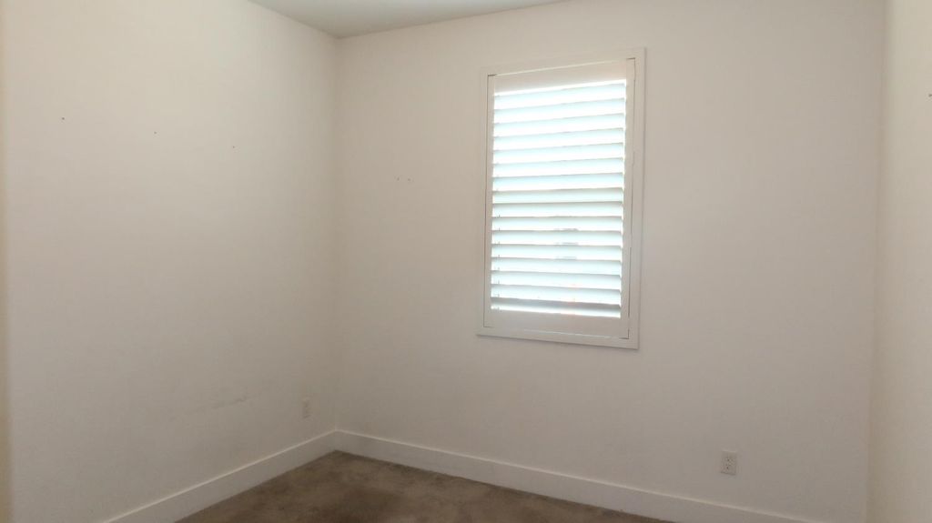 Image 4 of property listing at 4254 Oak Knoll Road, Madera, CA 93636