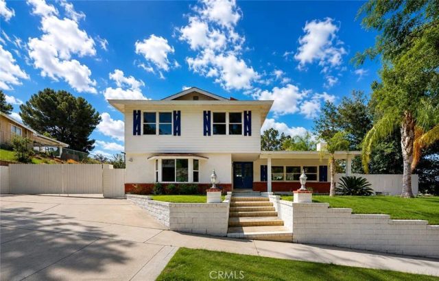 22438 Barbacoa Drive, Saugus, CA 91350