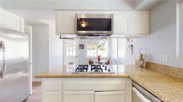 22438 Barbacoa Drive, Saugus, CA 91350