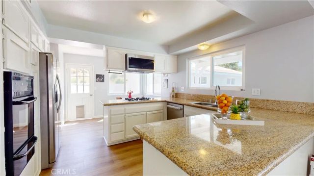 22438 Barbacoa Drive, Saugus, CA 91350
