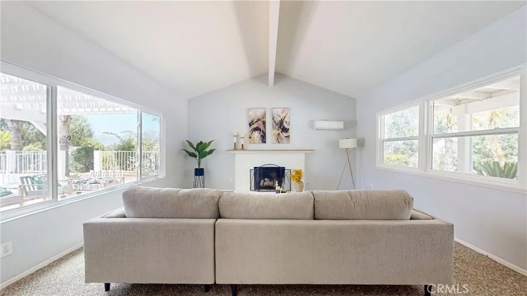 22438 Barbacoa Drive, Saugus, CA 91350