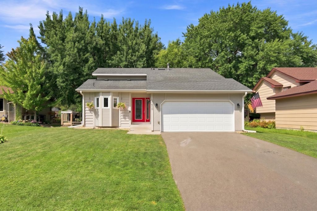 11410 48th Avenue N, Plymouth, MN 55442 — exterior