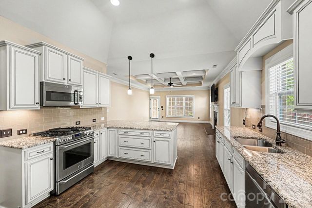 7344 Ridgecrest Trail, Lewisville, NC 27023