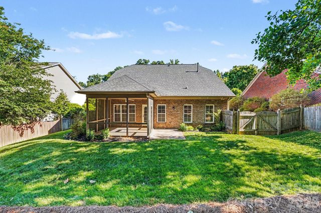 7344 Ridgecrest Trail, Lewisville, NC 27023