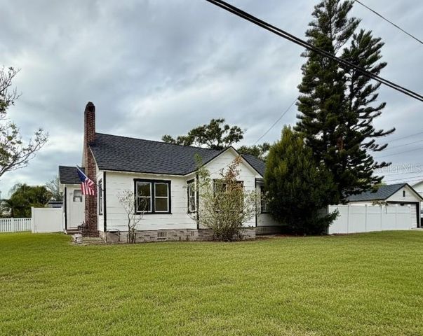 2401 8TH AVENUE N, St Petersburg, FL 33713