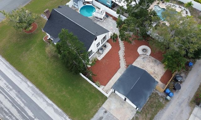 2401 8TH AVENUE N, St Petersburg, FL 33713