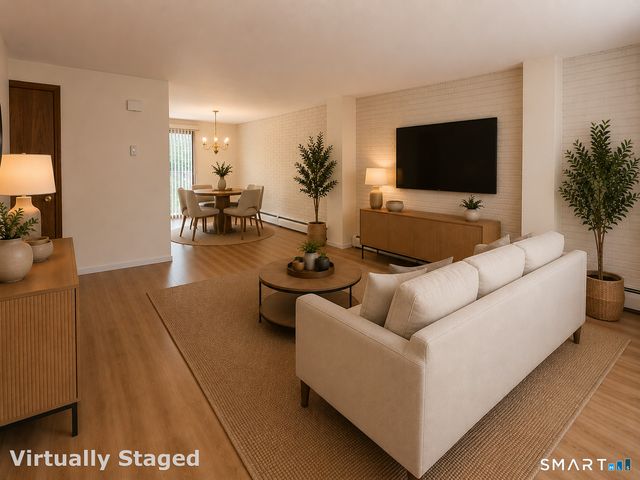 1 Churchill Way 1, Newington, CT 06111